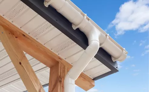sip-panel-house-construction-new-white-rain-gutter