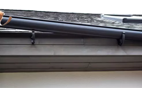 The placement of new gutters in East Peoria IL